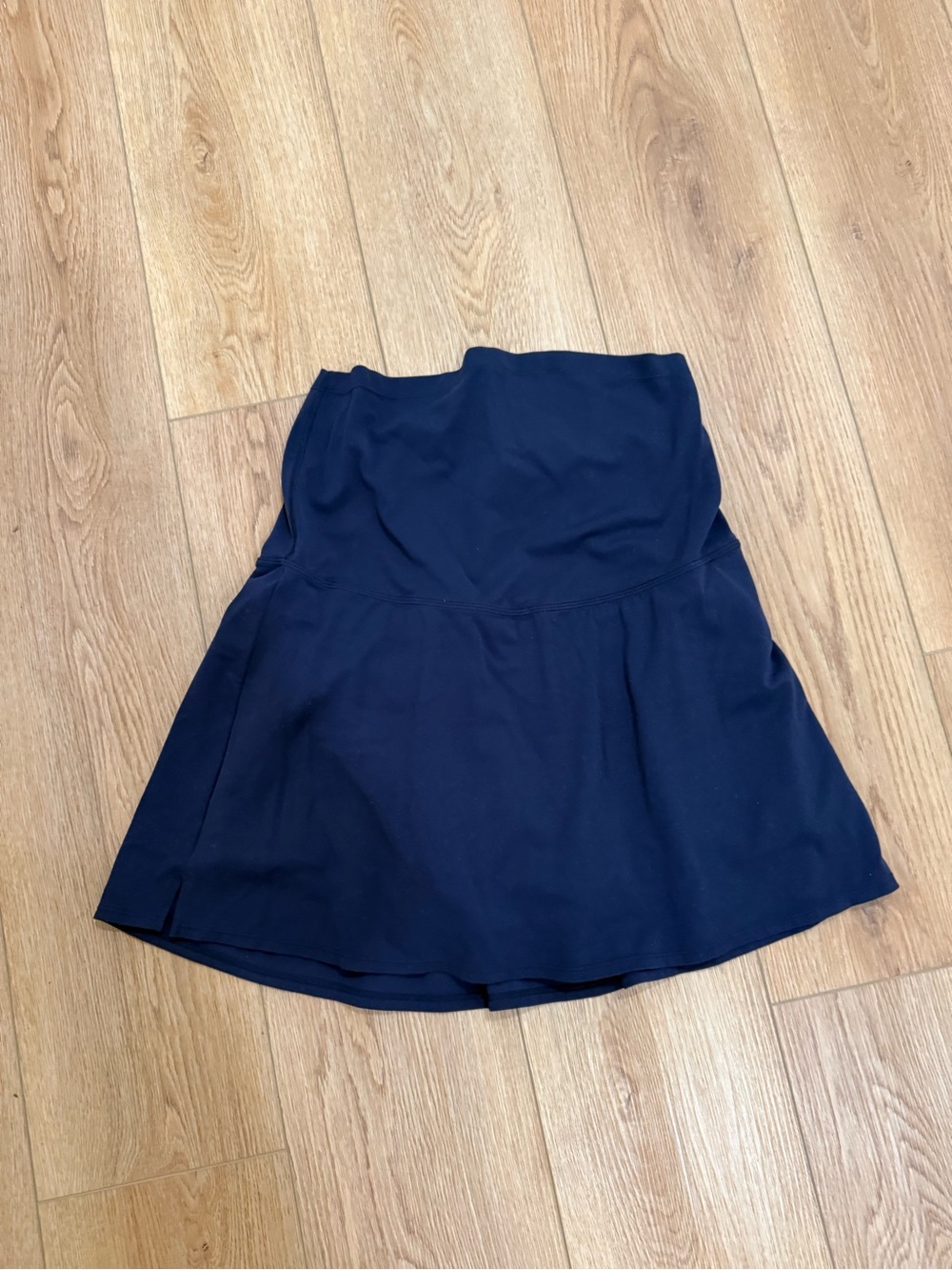 Women’s Navy over the belly maternity skirt M